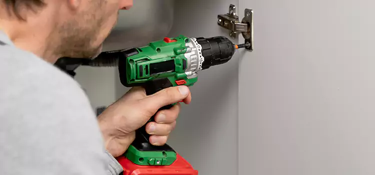Commercial Door Hinge Repair Summerland